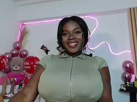 karinacortes on StripChat