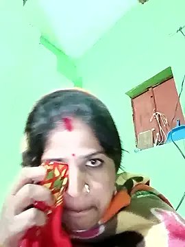 Karishma_cute on StripChat