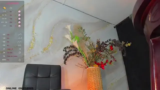 Karla-Ebony on StripChat