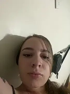 karla-thomsom10 on StripChat