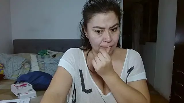 Karo_sexy on StripChat