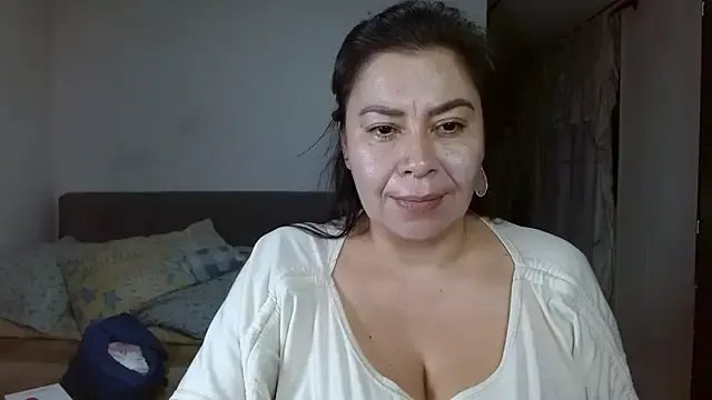 Karo_sexy on StripChat