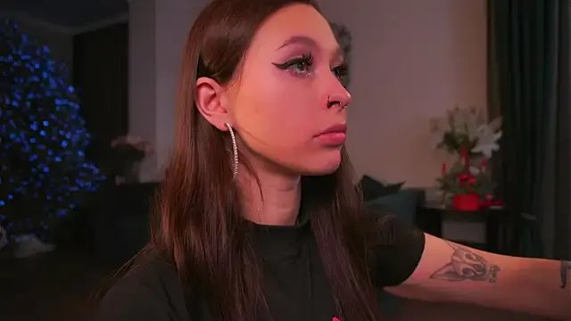 karolineneuer_ on StripChat