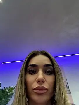 KaseyQuinn_ on StripChat