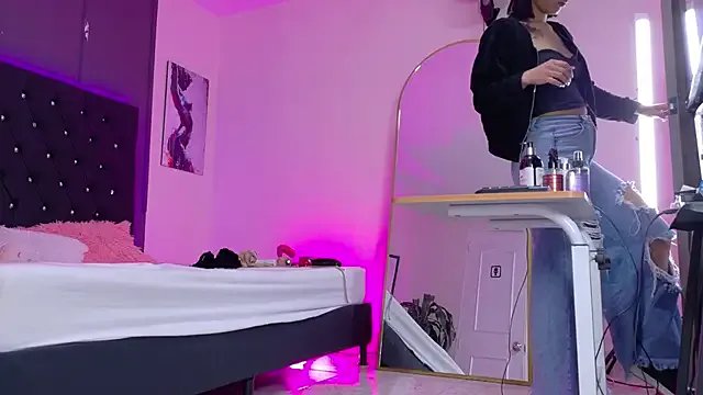 Freechat Kataaleya__12 on StripChat