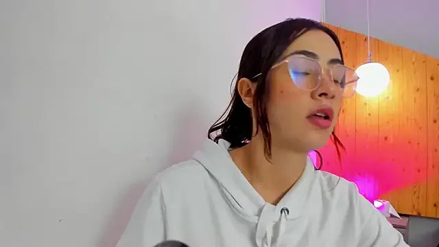 kate_evans1 on StripChat