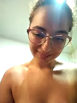 Private Kate_lorens9 on StripChat