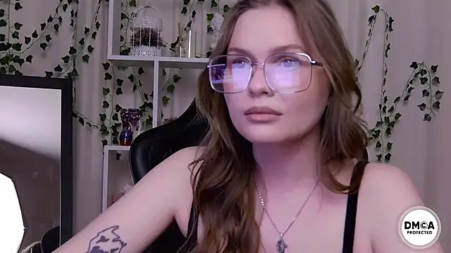 Kate_mermaid — tit flashing