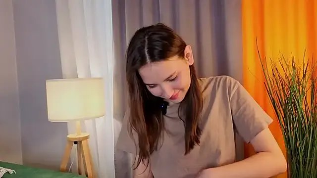 KateCahee on StripChat