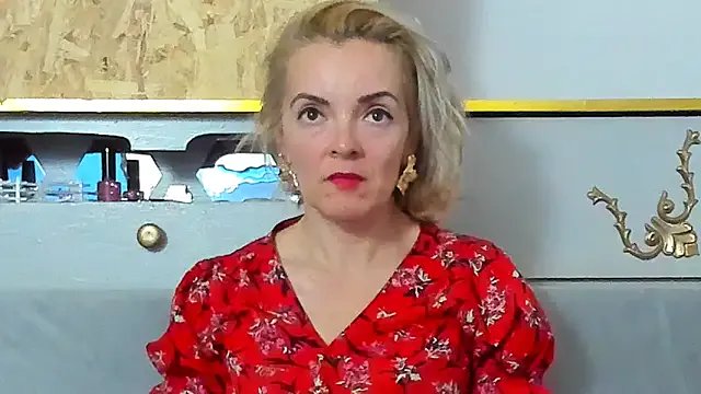 KateConner on StripChat