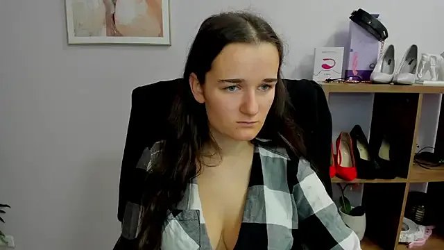 KateDelight on StripChat