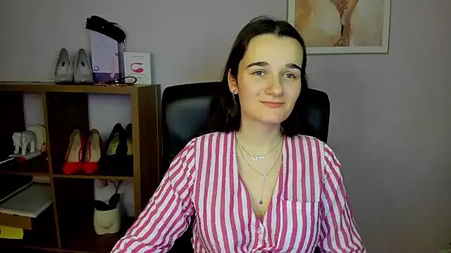 KateDelight — make me cum with my toy