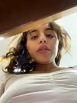 Katee_Jones on StripChat