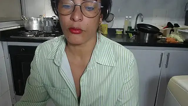 kateleyagrey on StripChat