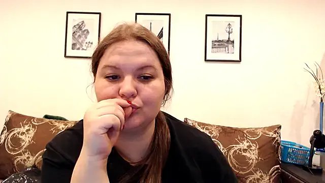 KateLuno on StripChat