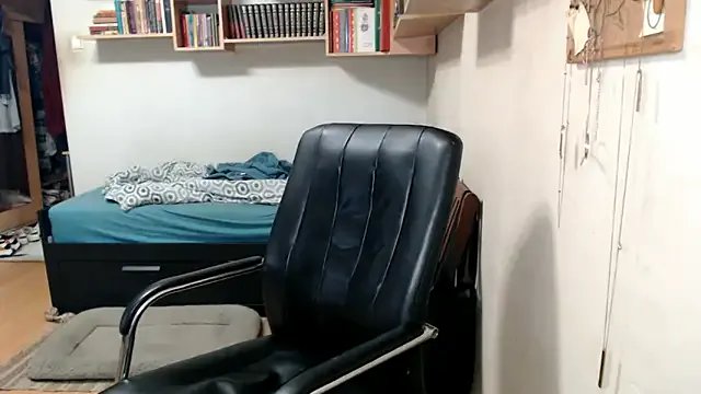 katemodel on StripChat