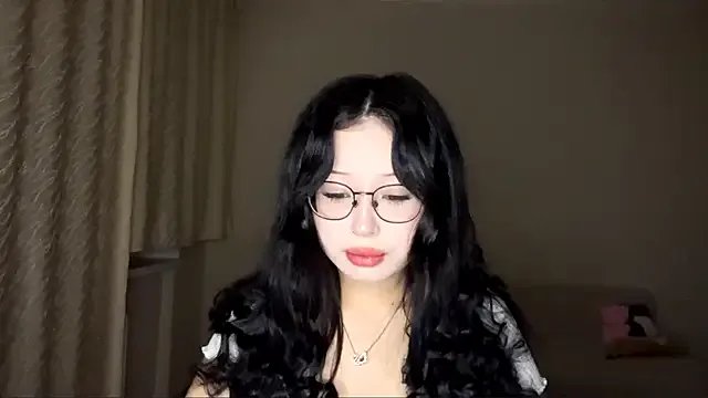 KateWhisp — massage my boobs