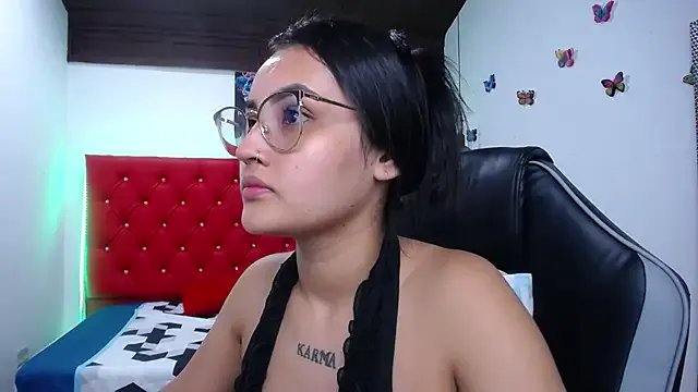 kathe-mills235 on StripChat