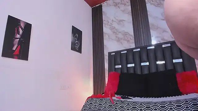 katherina_diaz on StripChat