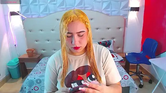 Kathiasaints on StripChat