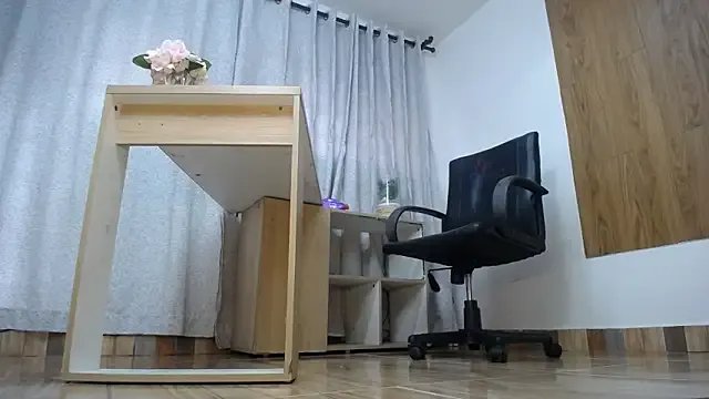 Kathleen_Rodriguez on StripChat