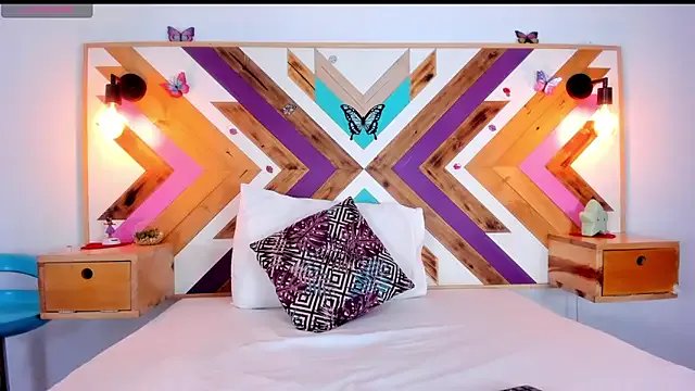 Katia_Wilson on StripChat