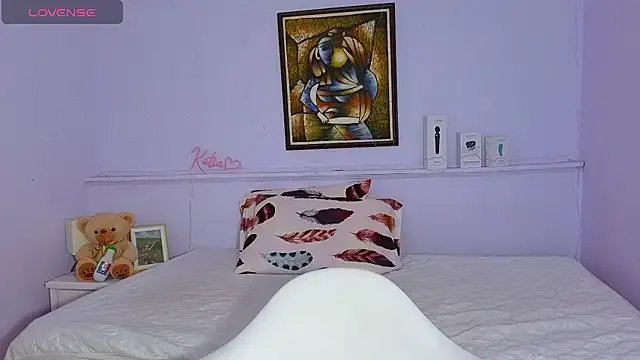 Freechat katiaa_lovv on StripChat