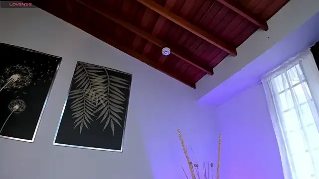 KatieNolan_1 on StripChat