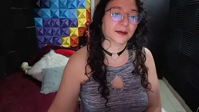 katifoxx on StripChat