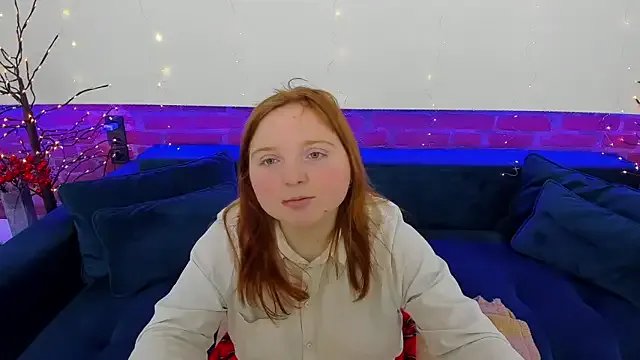 KattyRose8 on StripChat