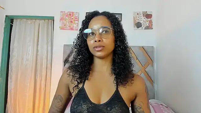 kelly_thomson on StripChat