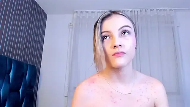 KendalPrince on StripChat