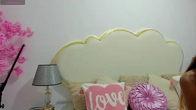 KendalStallyon on StripChat