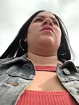 Kendra-daring on StripChat