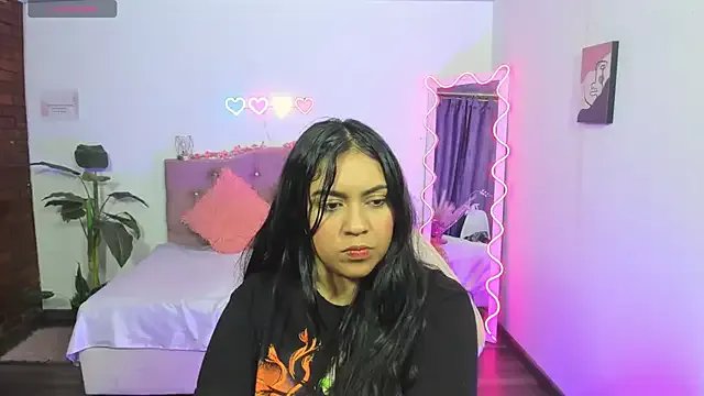 kendra_tay on StripChat