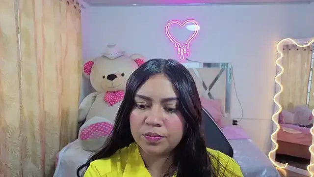 kendra_tay on StripChat