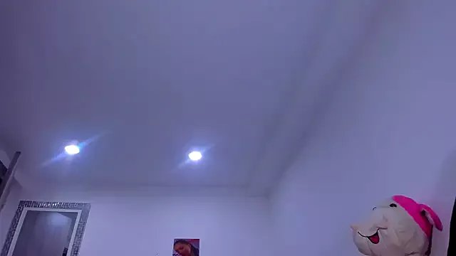 Freechat kerlysmith_24 on StripChat