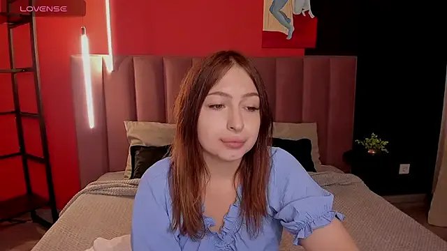 KetrinWhite on StripChat