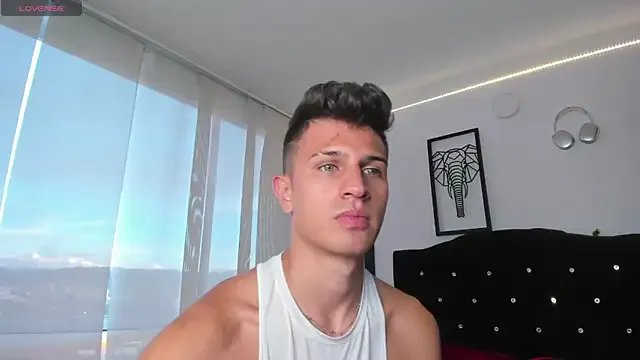 kevin_ahss on StripChat