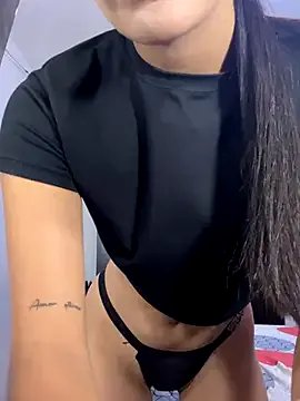 Freechat khloe_cutee on StripChat