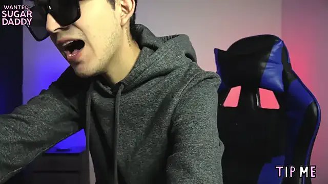 Freechat khonsu_s on StripChat