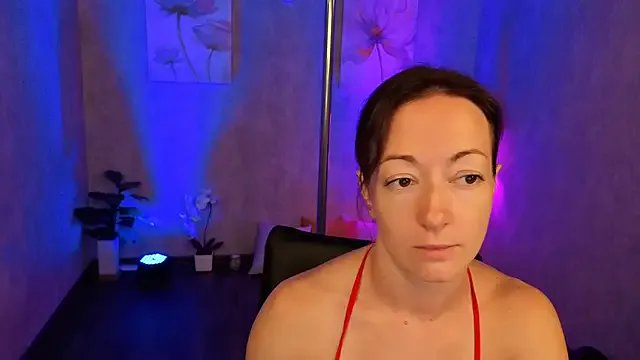 kimberlyray777 on StripChat