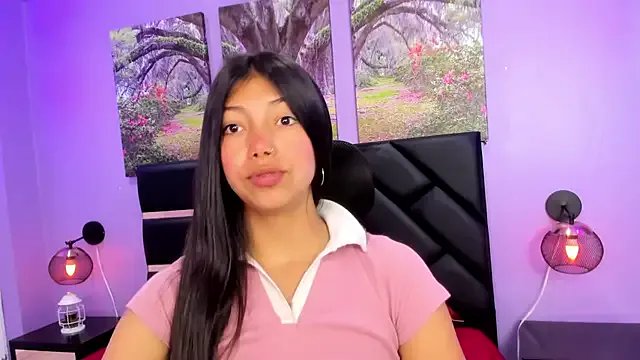 KimberlyVillaLobos on StripChat