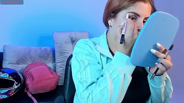 kimbrownn on StripChat