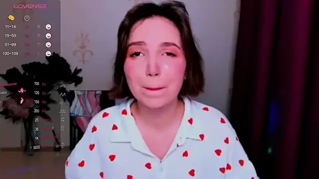 KindHazelHere_ on StripChat