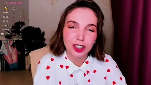 KindHazelHere_ on StripChat