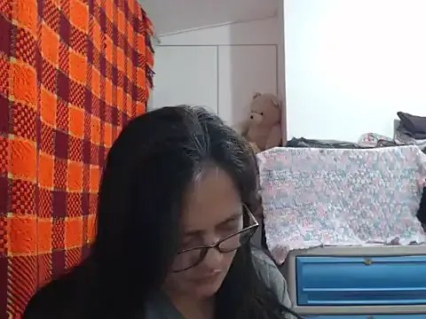 Private Kinkybela2025 on StripChat