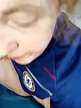 Freechat kinkyginger23 on StripChat