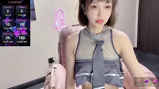 kiraa-0051 on StripChat