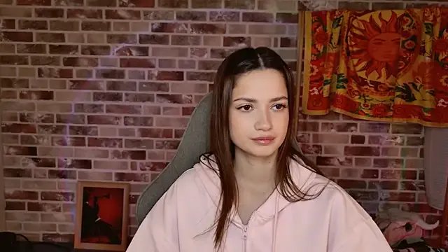 KiraVair on StripChat